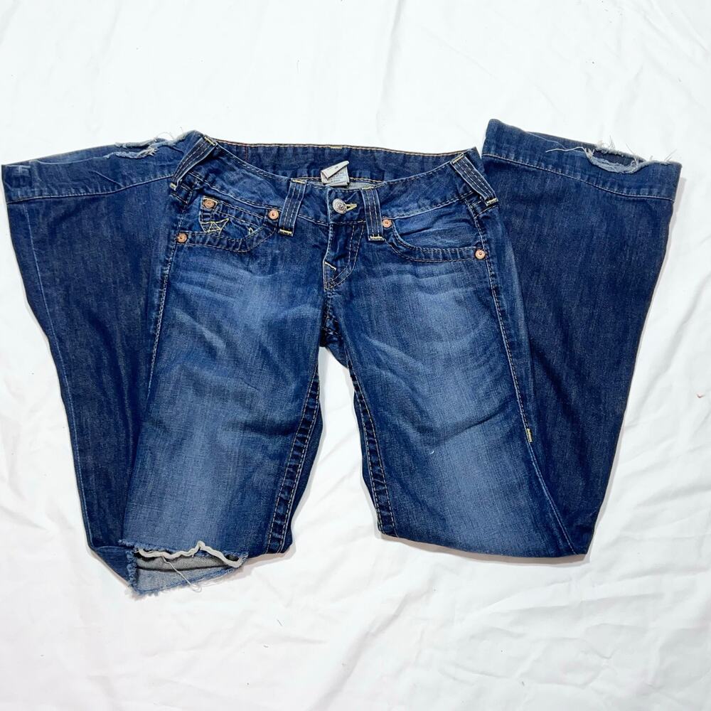 True Religion Candice Flared Jeans Women 26W x 28L Blue Light Washed Distressed - Picture 3 of 13